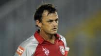 Adam Gilchrist to play for Kings XI Punjab in IPL 6